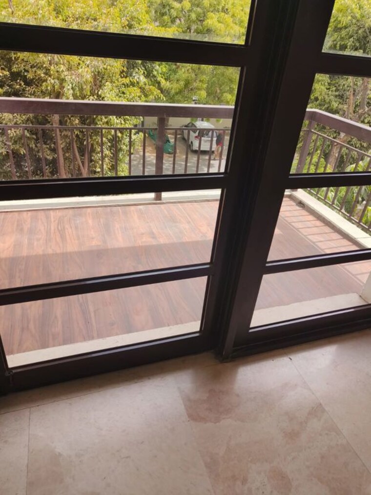 Balcony, vipul-tatvam-villas 3 Bedroom 3000 Sq.Ft. Apartment In Sector 48 Gurgaon 10365023