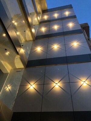  Office Space For Sale in Raja Garden