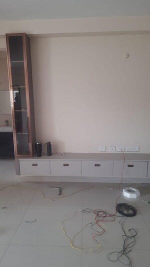 Bathroom in 3 BHK Apartment at Nitish Jayabheri Samudayam, Hi Tech City – for Rent