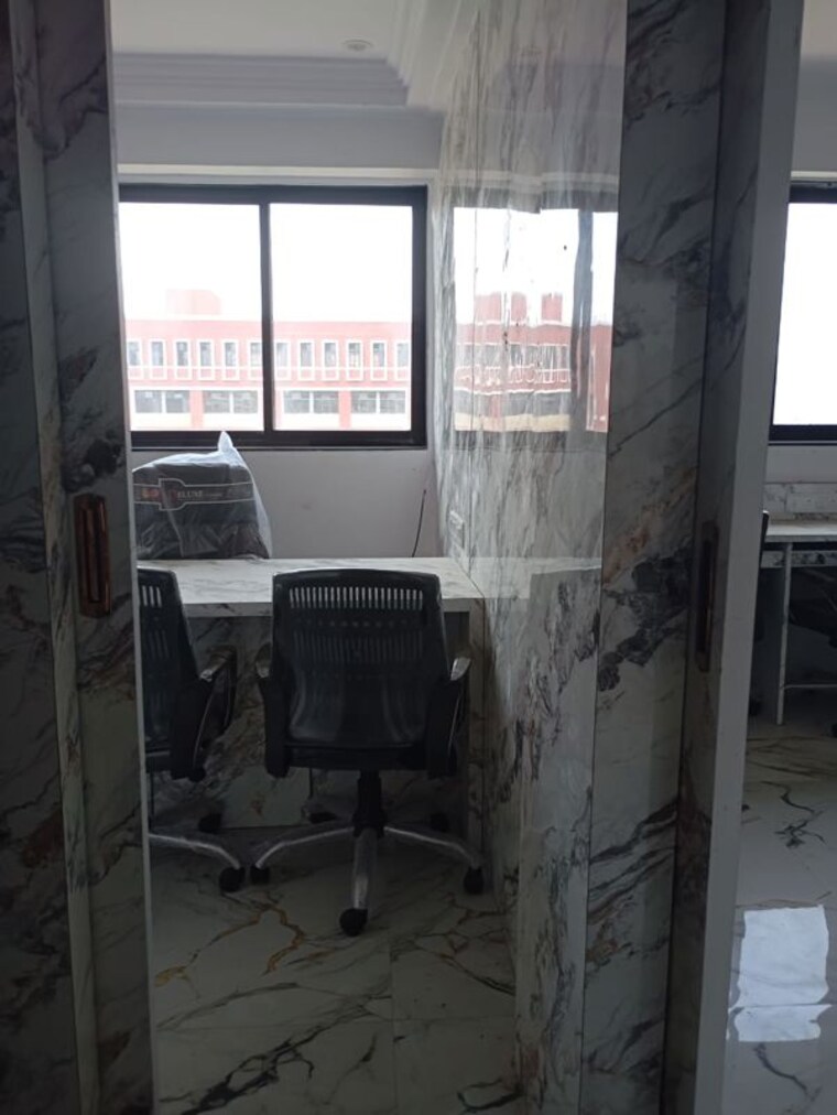 Team Area, arenja-corner Commercial Office Space 600 Sq.Ft. In Vashi Sector 17 Navi Mumbai 10365031