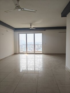 4 BHK + Servant Room Apartment For Sale in Mahindra Aura