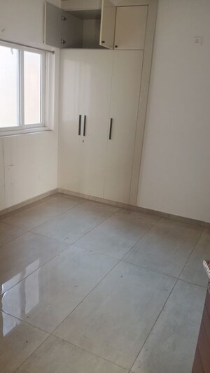 Room in 3 BHK Apartment at Ace Medley Avenue, Sector 150 – for Rent