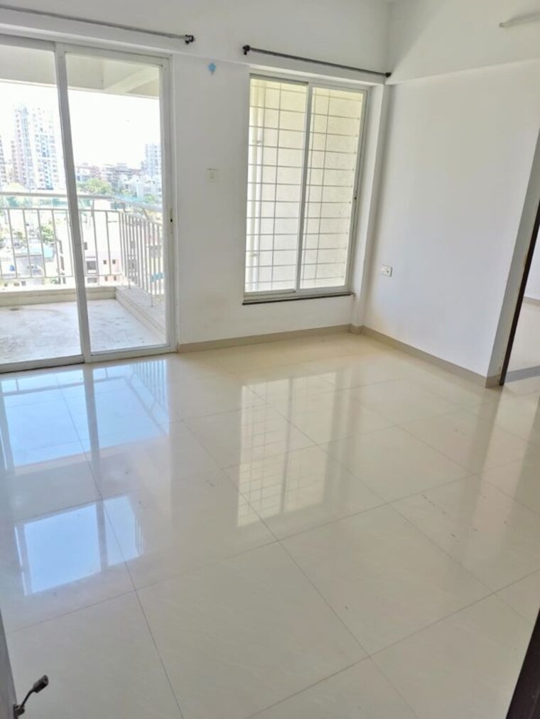 Living Room, mantra-essence 1 Bedroom 600 Sq.Ft. Apartment In Undri Pune 10365094