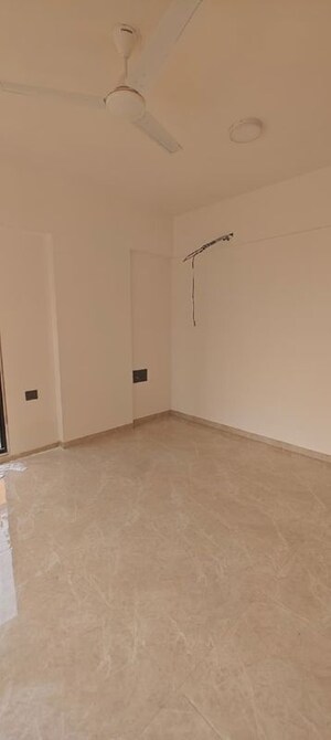 Room in 2 BHK Apartment at Bandra West – for Rent