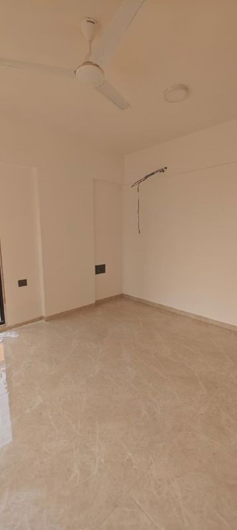 Room, bandra west 2 Bedroom 700 Sq.Ft. Apartment In Bandra West Mumbai 10365103
