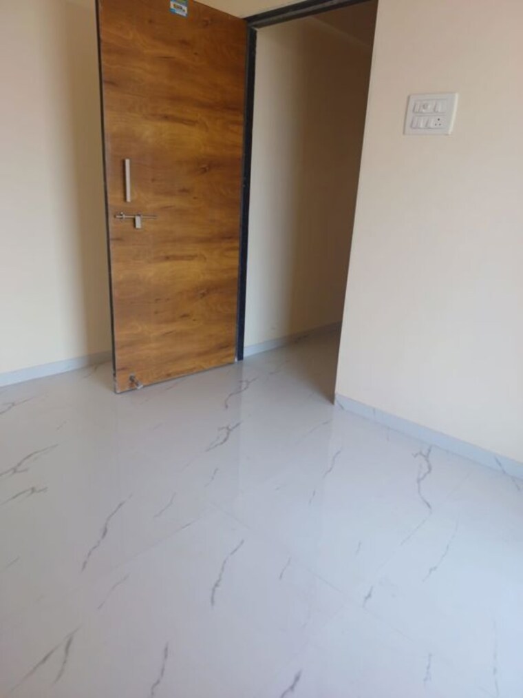 Room, safa-complex 1 Bedroom 980 Sq.Ft. Apartment In Shilphata Thane 10364857