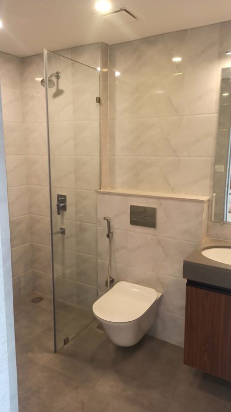 Bathroom, lodha-bellagio 2 Bedroom 780 Sq.Ft. Apartment In Powai Mumbai 10365128