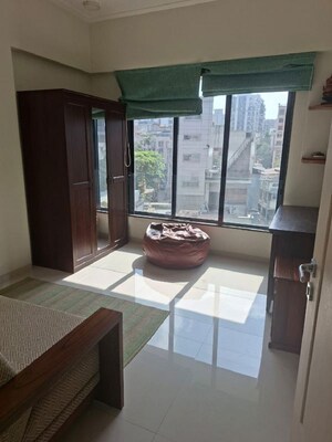 Room in 2 BHK Apartment at Bandra West – for Rent