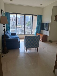 2 BHK + Pooja Room Apartment For Rent in Bandra West