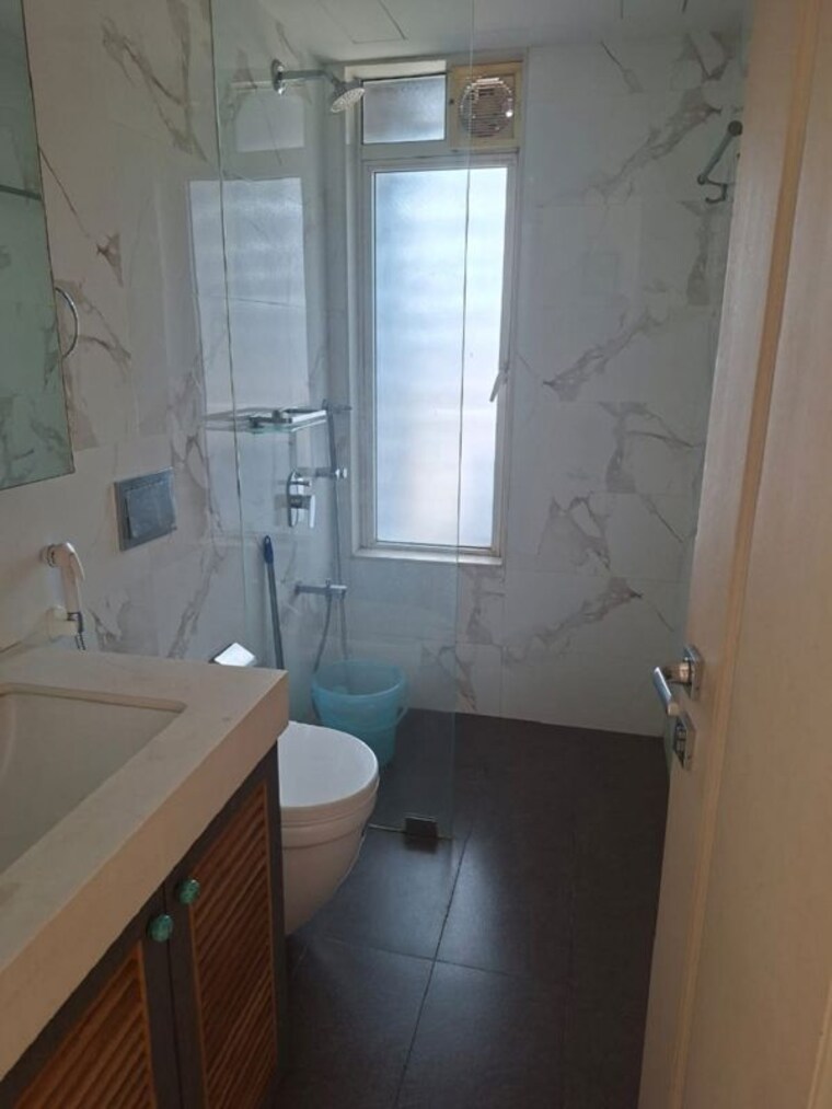 Bathroom, bandra west 2 Bedroom 700 Sq.Ft. Apartment In Bandra West Mumbai 10365134
