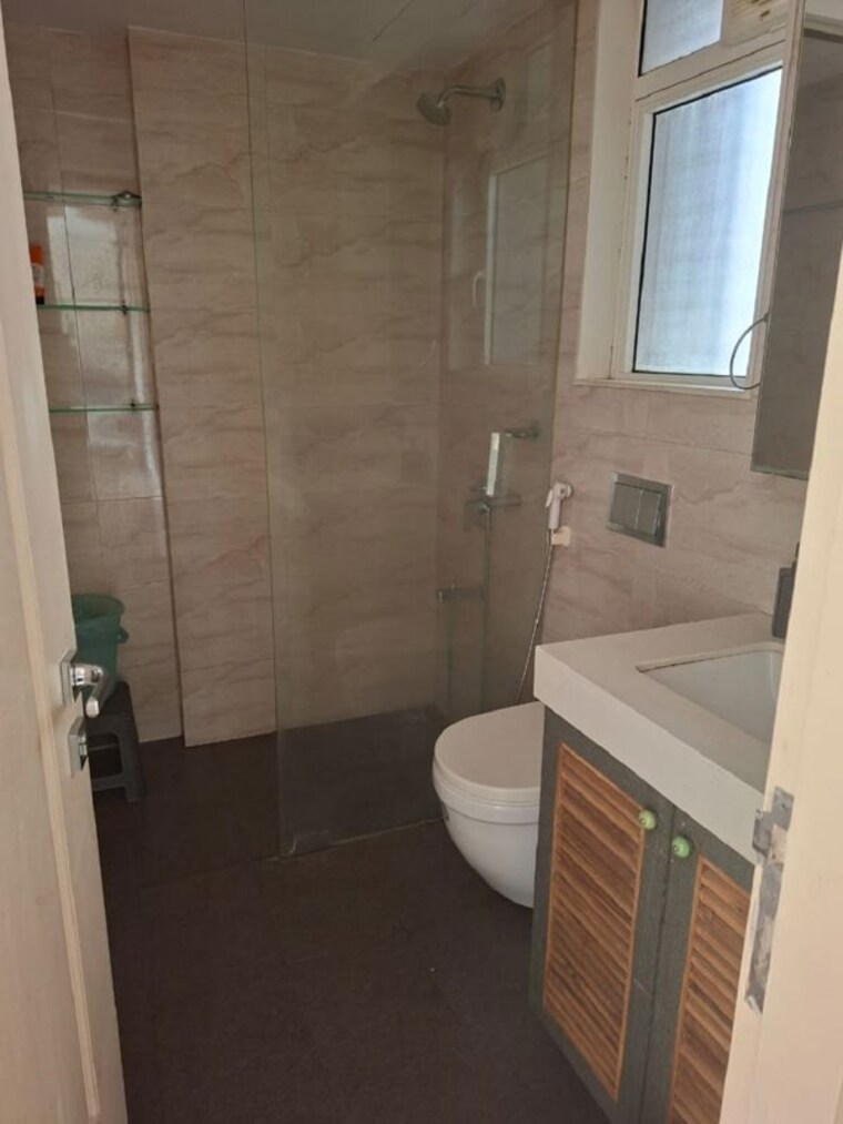 Bathroom, bandra west 2 Bedroom 700 Sq.Ft. Apartment In Bandra West Mumbai 10365134