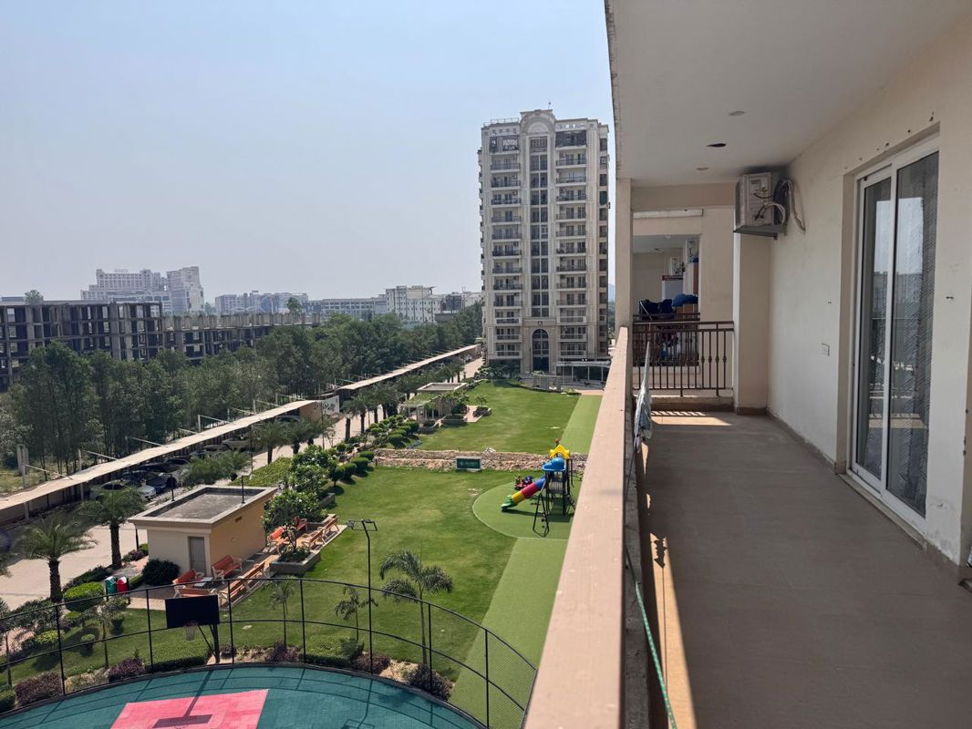 4 BHK Apartment For Rent in Affinity Greens