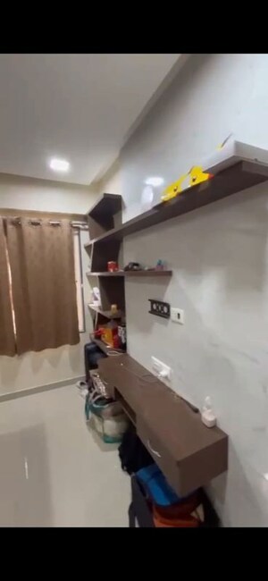 Team Area in 3 BHK Apartment at Sitarama Park, Somwar Peth – for Sale