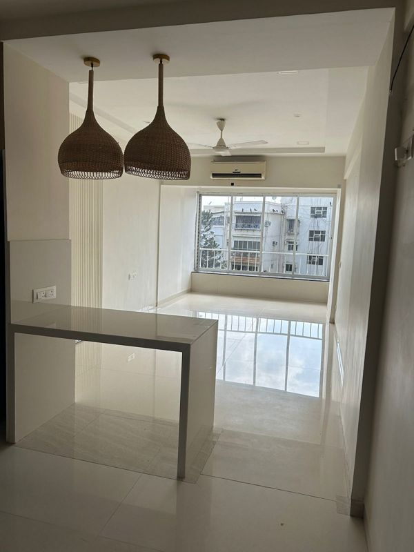 1.5 BHK + Pooja Room Apartment For Rent in Bandra West