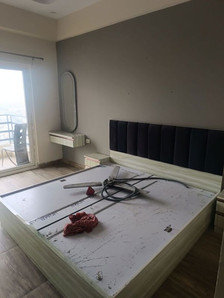 Bedroom, paramount-golf-forest-studio-apartments-oak-tower Studio 435 Sq.Ft. Apartment In Zeta I Greater Noida Greater Noida 10169773