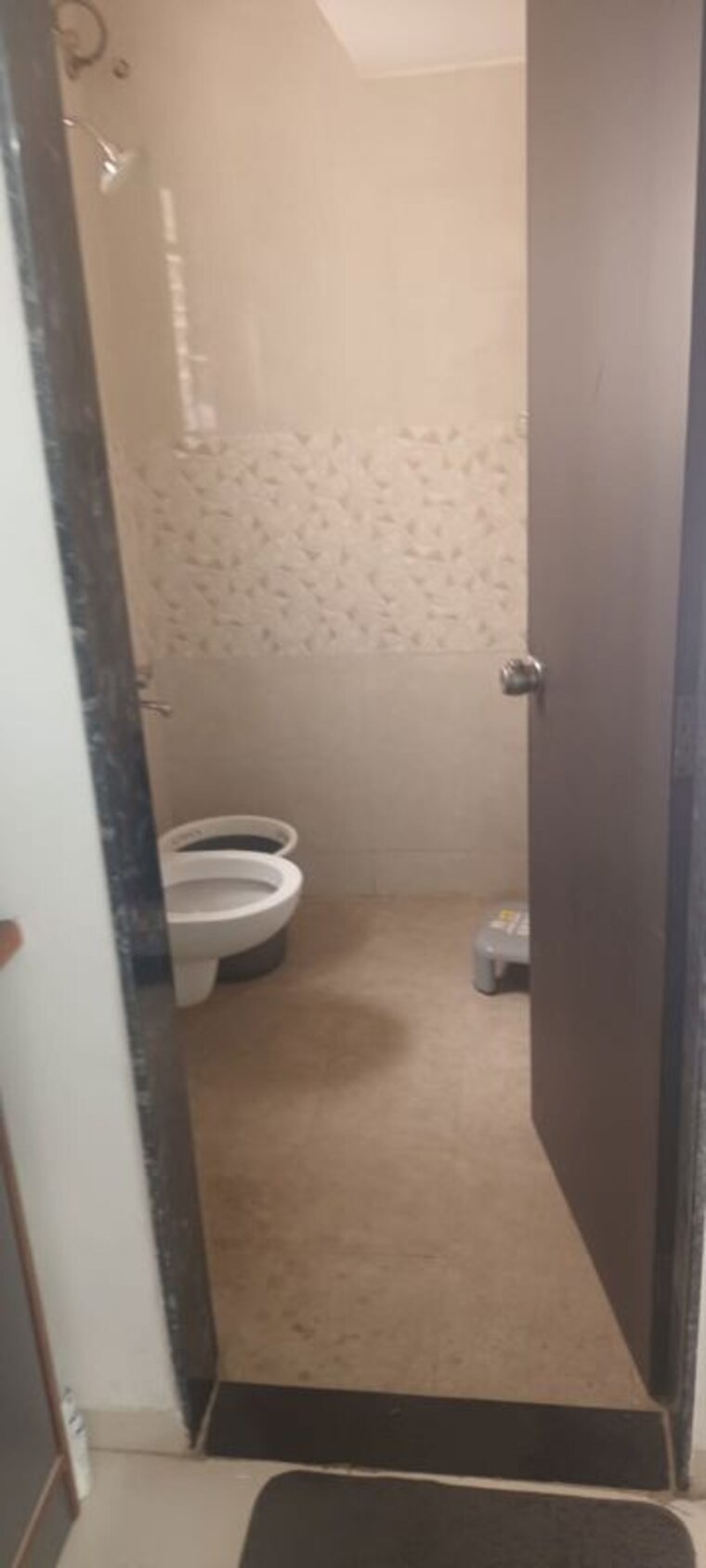 Bathroom, kamgar putala vasahat 2 Bedroom 950 Sq.Ft. Apartment In Kamgar Putala Vasahat Pune 10365213