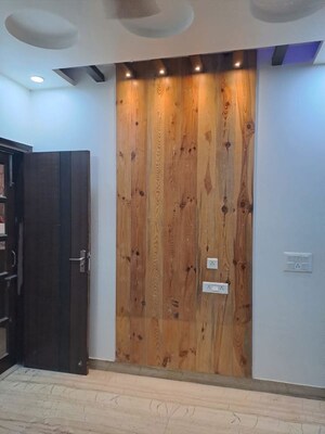Furnished Amenities in 3 BHK Builder Floor at Rajouri Garden – for Rent