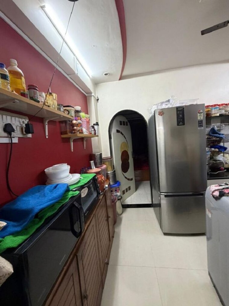 Kitchen, bandra west 1 Bedroom 500 Sq.Ft. Apartment In Bandra West Mumbai 10365251