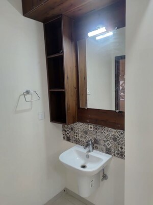 Bathroom in 2.5 BHK Apartment at DSR RR Avenues, Yelahanka – for Rent