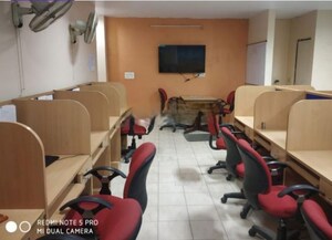 Team Area in  Co-working Space at Hazratganj – for Rent