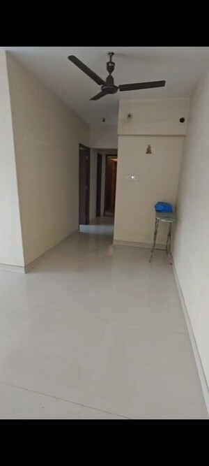 Room in 3 BHK Apartment at Veena Serenity, Chembur – for Rent