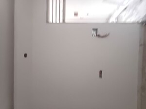 Room in 4 BHK Independent House at Palla – for Sale