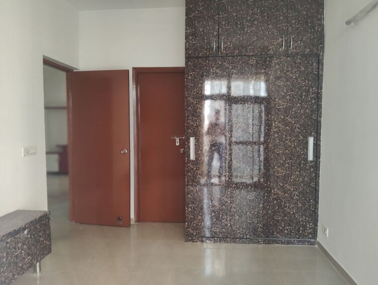 Room, mahagun-my-woods 3 Bedroom 1235 Sq.Ft. Apartment In Sector 16c Greater Noida Greater Noida 10365496