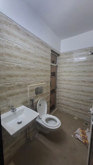 Bathroom in 1 BHK Apartment at Provident Palmvista, Daighar Gaon – for Rent