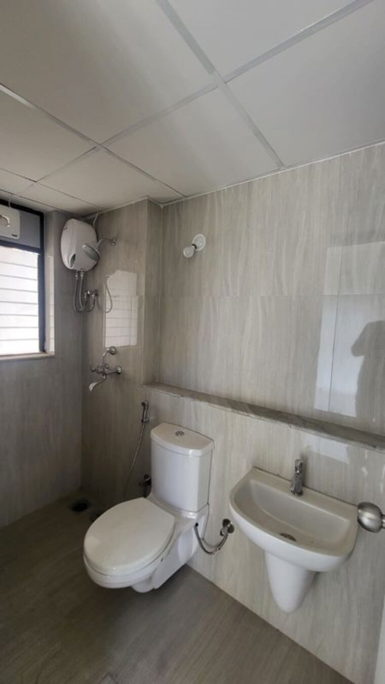 Bathroom, runwal-gardens 1 Bedroom 487 Sq.Ft. Apartment In Dombivli East Thane 10365523