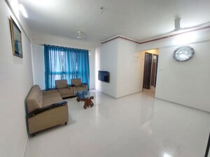 Living Room in 3 BHK Apartment at Laxmi Nagar – for Rent