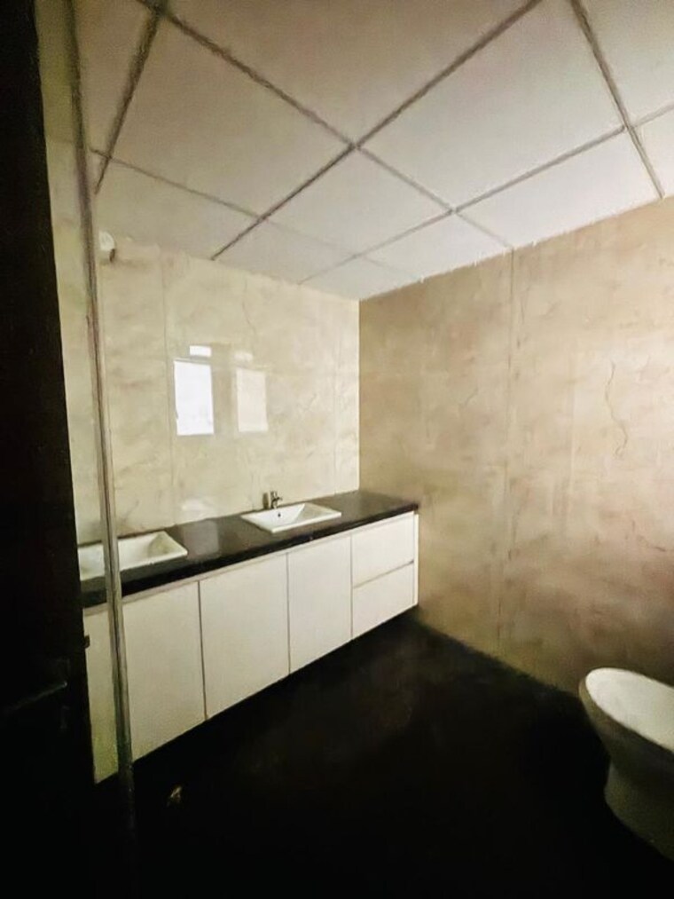 Kitchen, kalpataru-vista 3 Bedroom 3011 Sq.Ft. Apartment In Sector 128 Noida 10365548