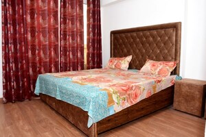 Bedroom in 3.5 BHK Apartment at Ansal Royal Heritage, Sector 70 – for Sale