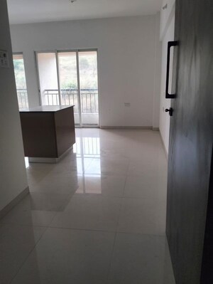 Bathroom in 3 BHK Apartment at Puranik Abitante, Bavdhan – for Rent
