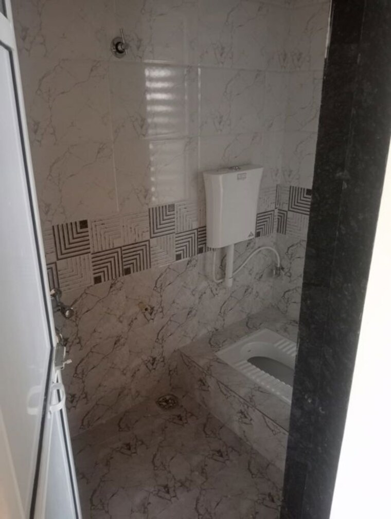 Bathroom, safa-complex 2 Bedroom 980 Sq.Ft. Apartment In Shilphata Thane 10365568