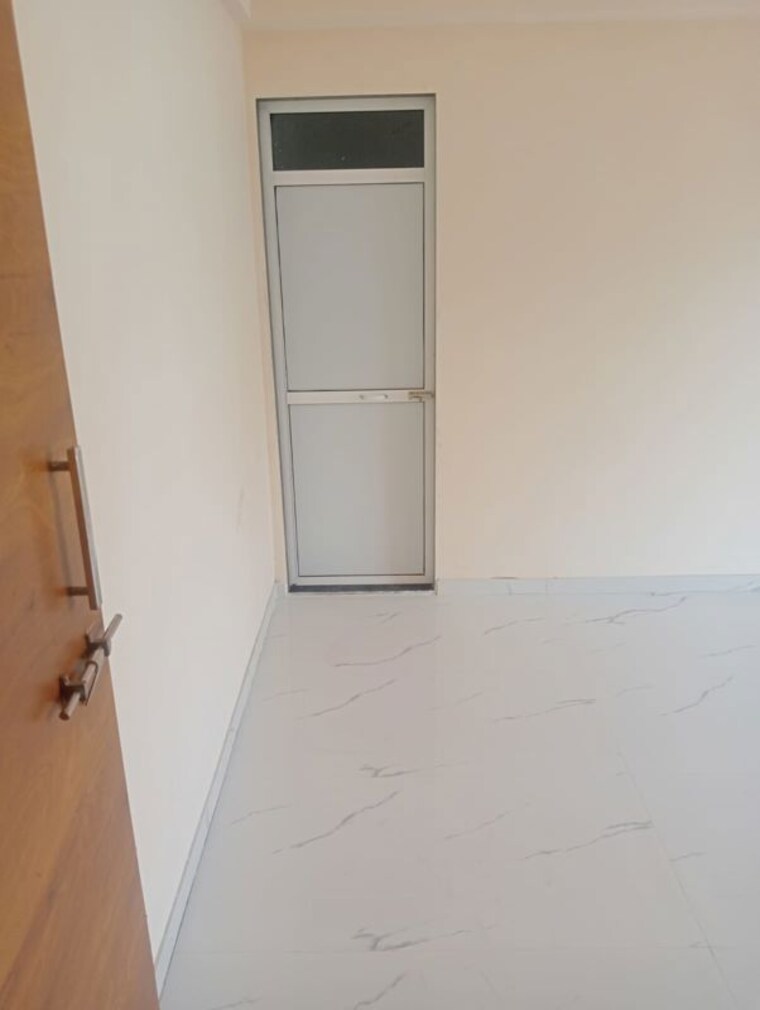 Room, safa-complex 2 Bedroom 980 Sq.Ft. Apartment In Shilphata Thane 10365568