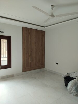Room in 4 BHK Builder Floor at Jasola – for Sale
