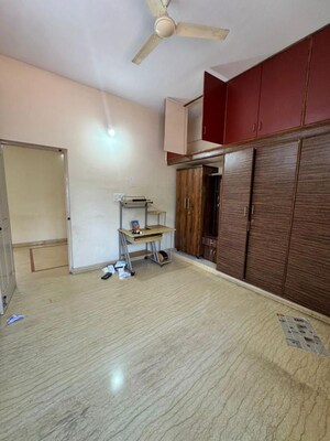 Bedroom in 2 BHK Apartment at Thyagaraja Nagar – for Rent