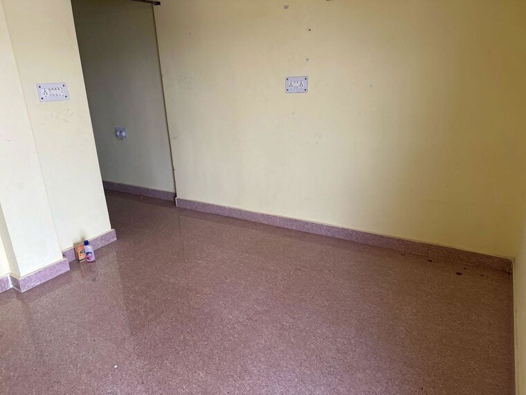Room, beliaghata 2 Bedroom 587 Sq.Ft. Apartment In Beliaghata Kolkata 3400869