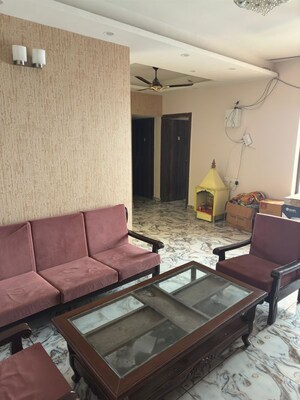 Team Area in 3 BHK Apartment at Arocon Rainbow, Mahurali – for Rent
