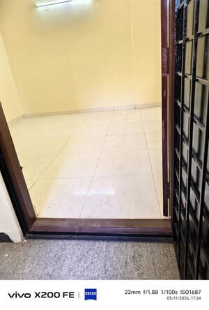Room in 3 BHK Apartment at Swarna Residency C V Raman Nagar, Cv Raman Nagar – for Rent