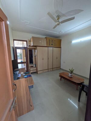 Bedroom in 1 BHK Apartment at Sector 15 – for Rent