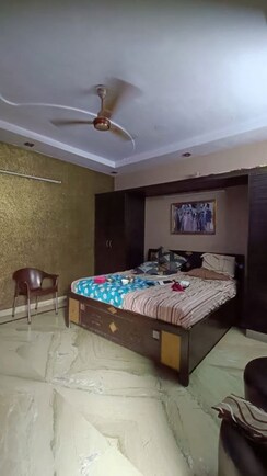 3 BHK Builder Floor For Sale in Hakikat Nagar