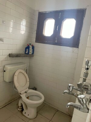 Bathroom in 1 BHK Apartment at Sector 9 Panchkula – for Rent