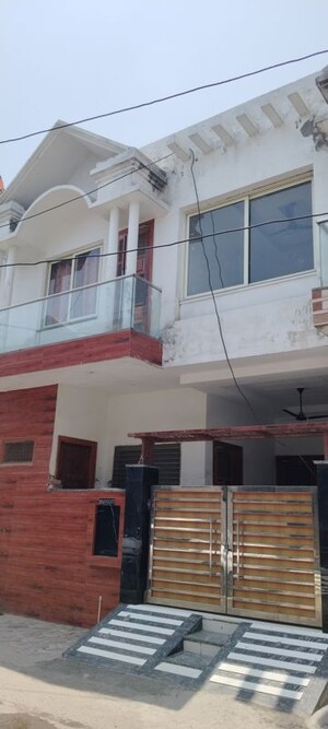 Kitchen in 3 BHK Independent House at Thapar Nagar – for Sale