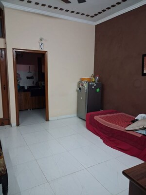 1 BHK Apartment For Rent in Sector 16