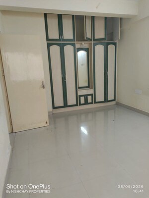 Room in 2 BHK Independent House at Hrbr Layout – for Rent