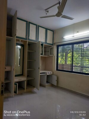 Room in 2 BHK Independent House at Hrbr Layout – for Rent
