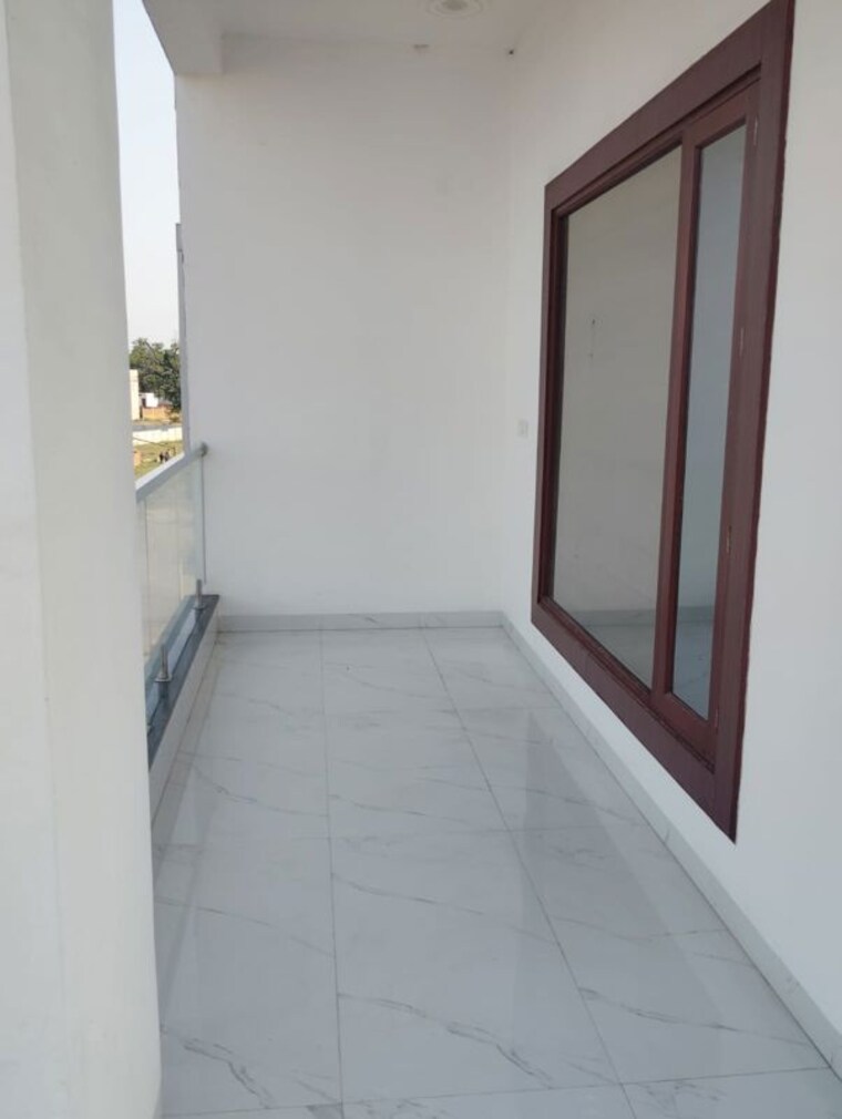 Balcony, maulviganj 3 Bedroom 2250 Sq.Ft. Apartment In Maulviganj Lucknow 10364745