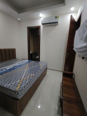 Bedroom in 2 BHK Builder Floor at Ardee City, Sector 52 – for Rent