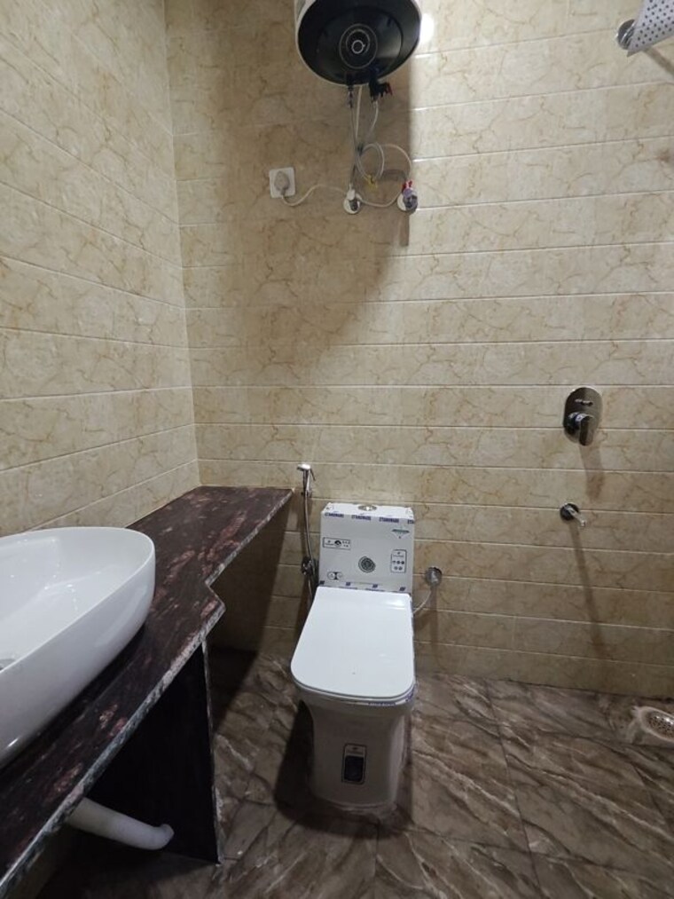 Team Area, ardee-city 2 Bedroom 1150 Sq.Ft. Builder Floor In Sector 52 Gurgaon 10365658